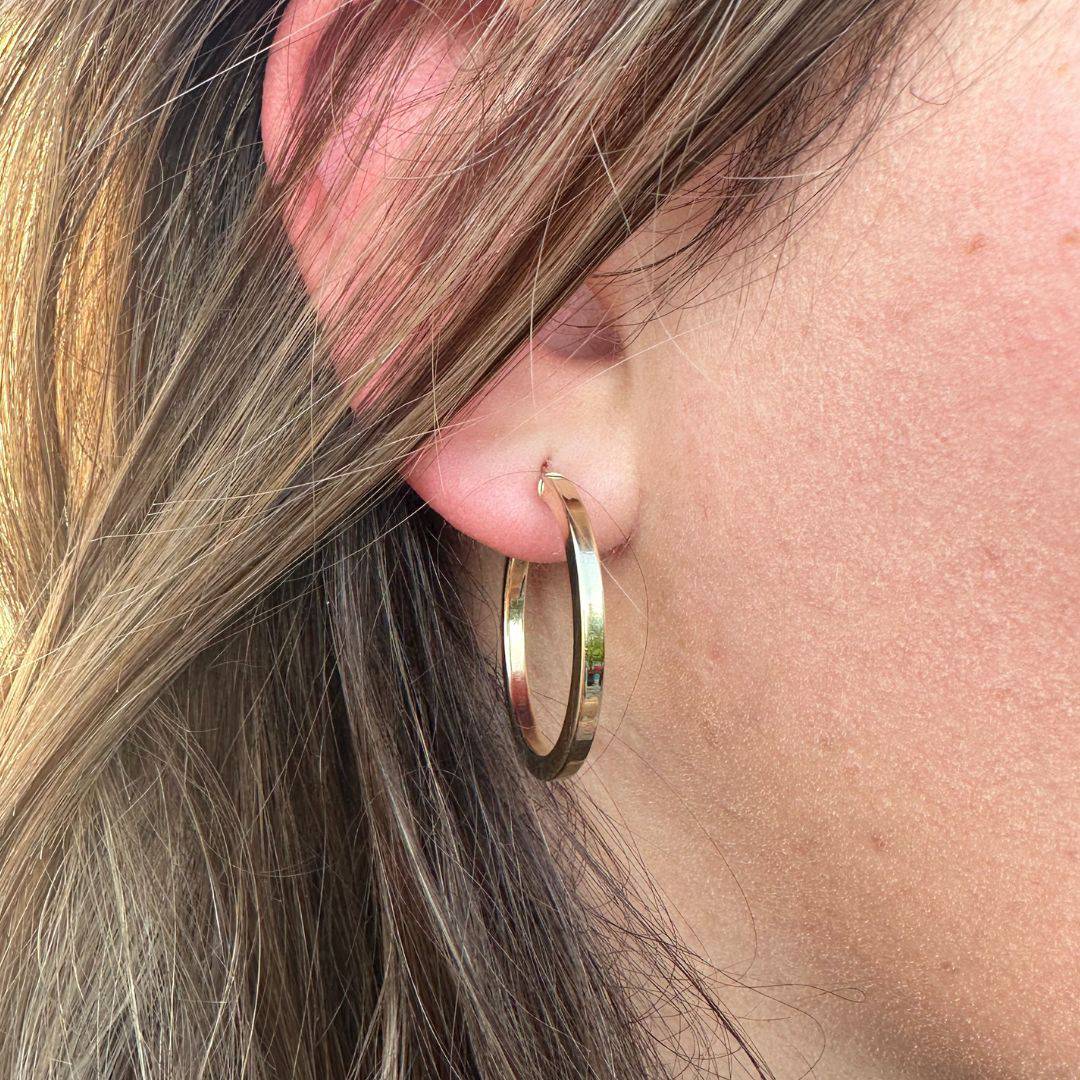 Gold Squared Hoop Earrings - okonii